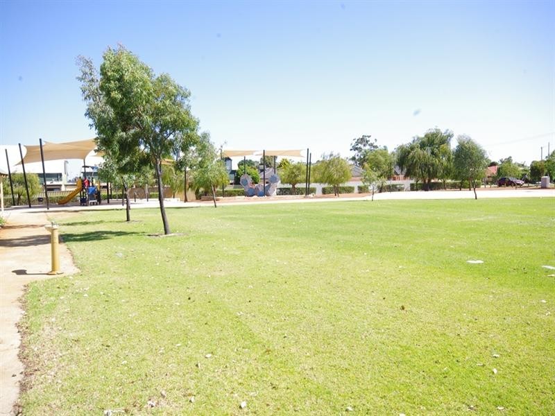 5b Karabil Way, Nollamara WA 6061