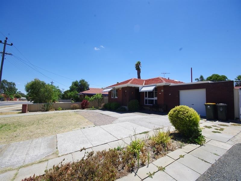 24 Girrawheen Avenue, Girrawheen WA 6064