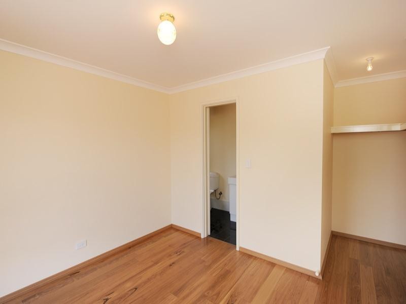 16 Hudleston Rise, Alexander Heights WA 6064