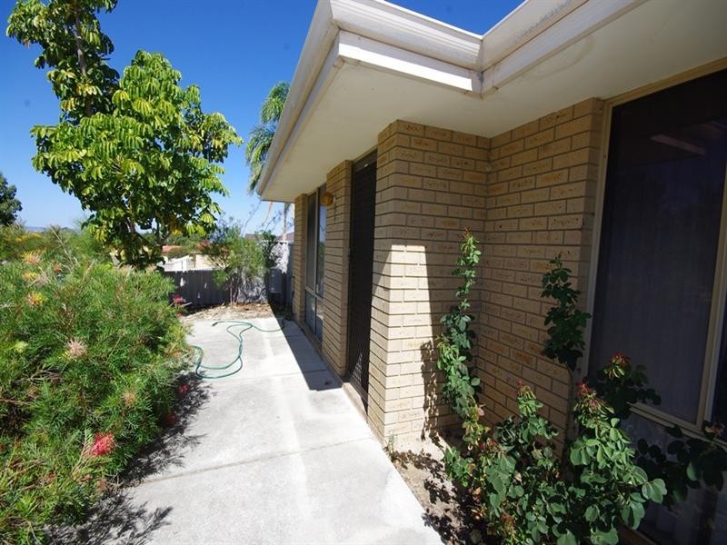 7 Manna Close, Mirrabooka WA 6061