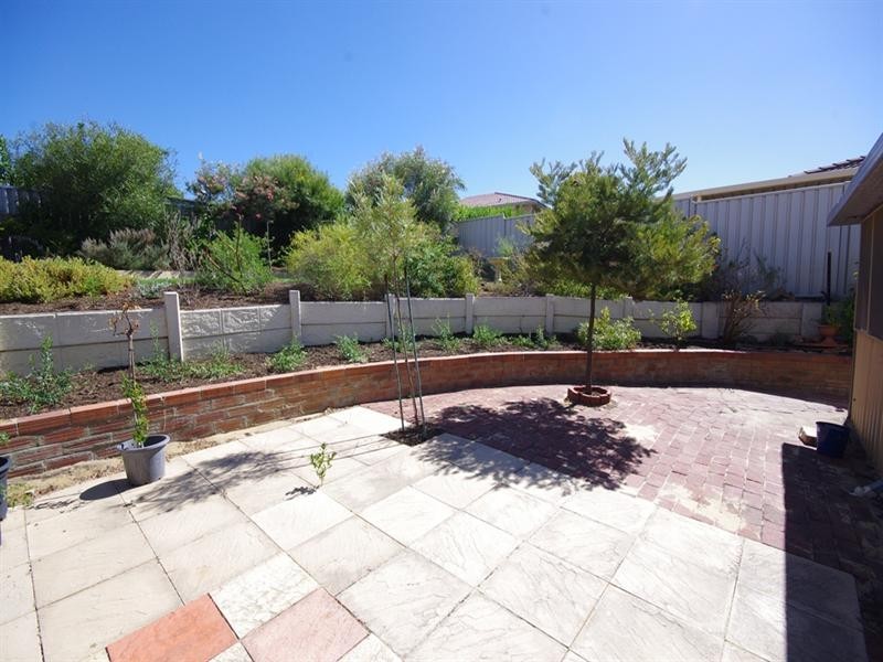 7 Manna Close, Mirrabooka WA 6061