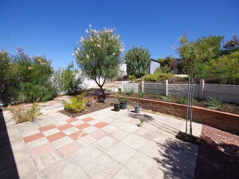 7 Manna Close, Mirrabooka WA 6061