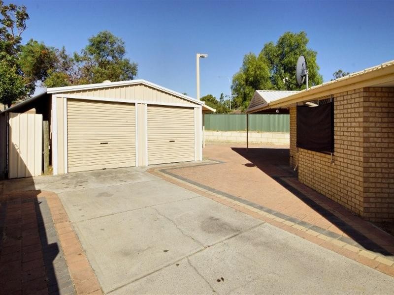16 Sneddon Place, Balga WA 6061