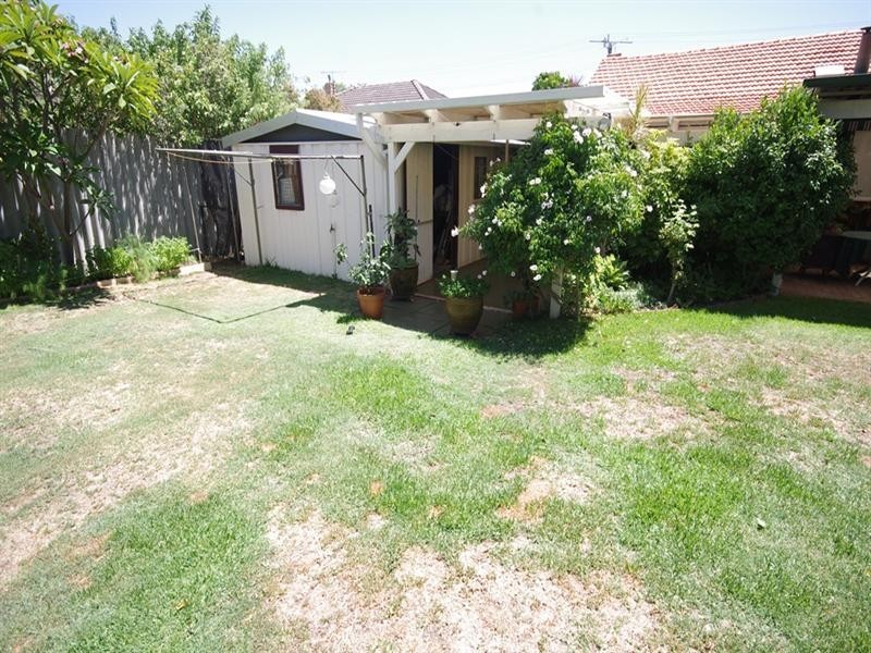 18 Princess Road, Westminster WA 6061