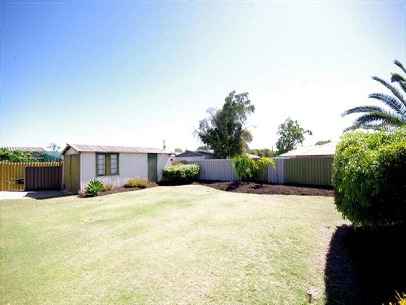 30 Burgland Drive, Girrawheen WA 6064