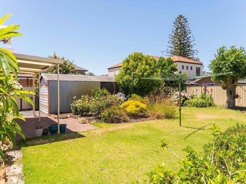 48 Cleveland Street, Dianella WA 6059