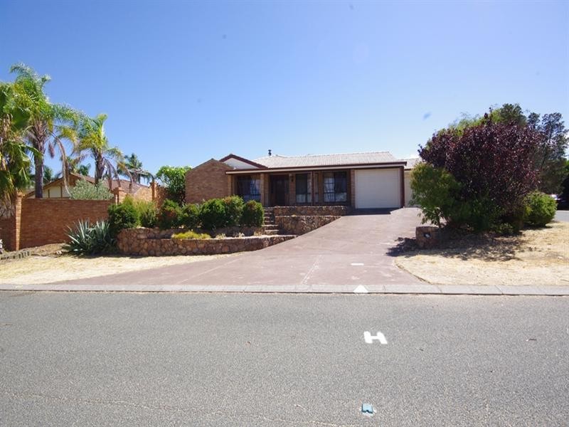 40 Regent Drive, Alexander Heights WA 6064