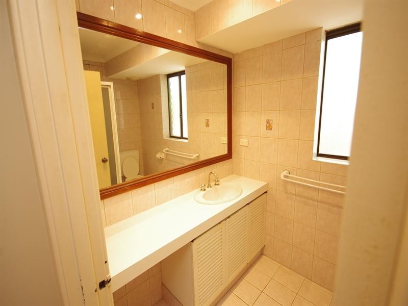 40 Regent Drive, Alexander Heights WA 6064