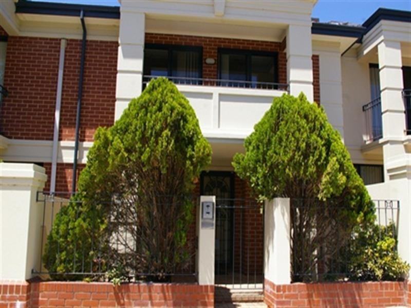 382 Stirling Street, Highgate WA 6003
