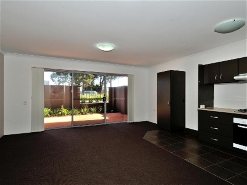 2/4 Ashbury Crescent, Mirrabooka WA 6061