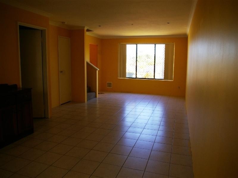 2C Blackdoune Way, Westminster WA 6061