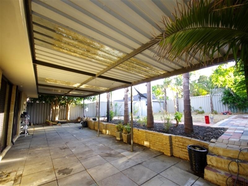 12 Nettle Terrace, Mirrabooka WA 6061