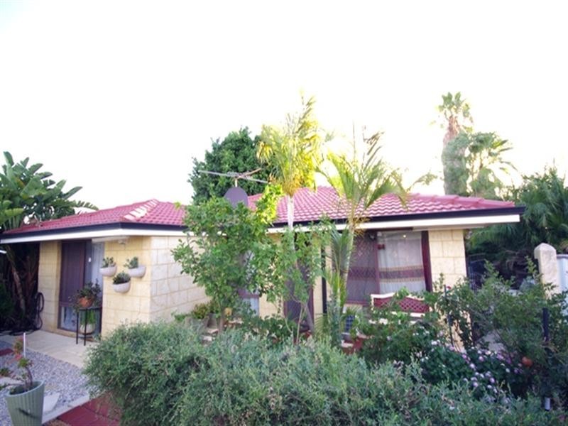 12 Nettle Terrace, Mirrabooka WA 6061