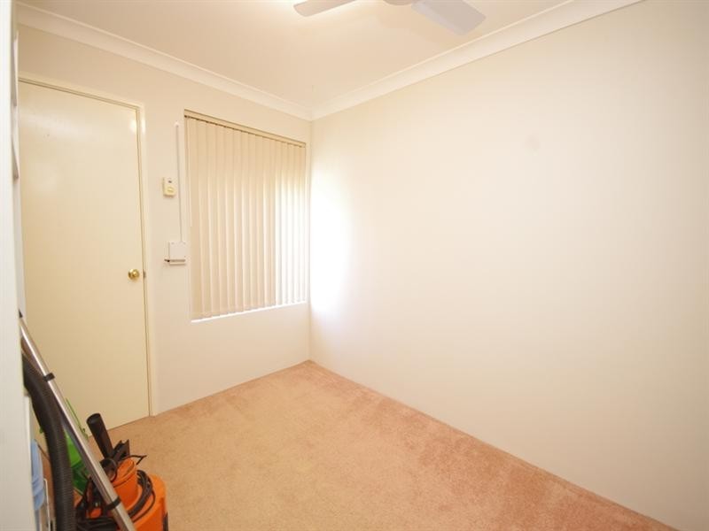 10 Tanager Trail, Ballajura WA 6066