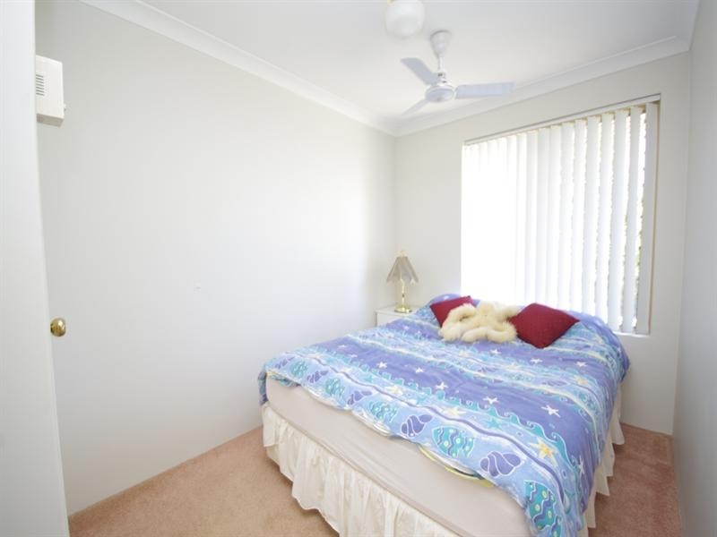 10 Tanager Trail, Ballajura WA 6066