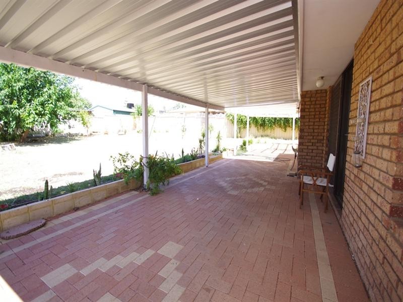 24 Dryandra Drive, Mirrabooka WA 6061