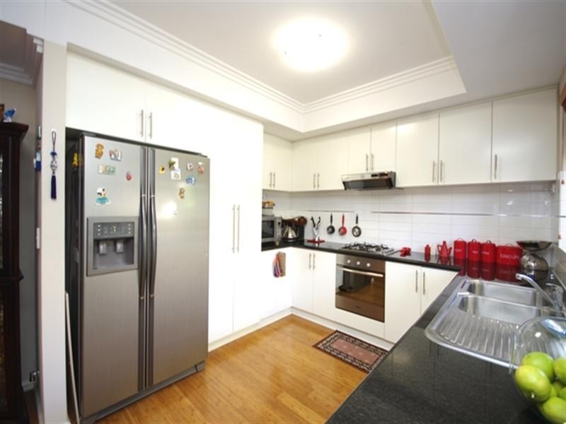 2d Berkeley Avenue, Nollamara WA 6061