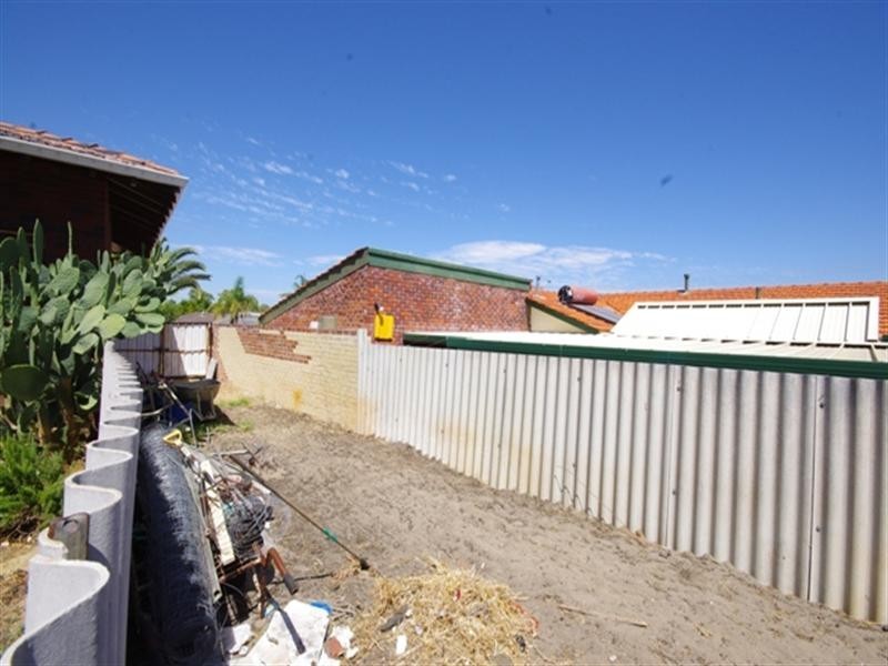 3 Dressler Way, Girrawheen WA 6064