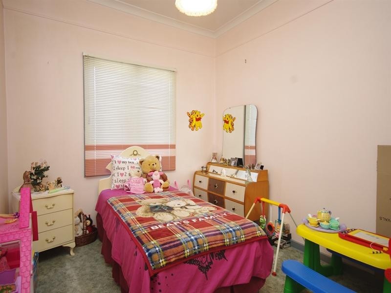 363 Flinders Street, Nollamara WA 6061