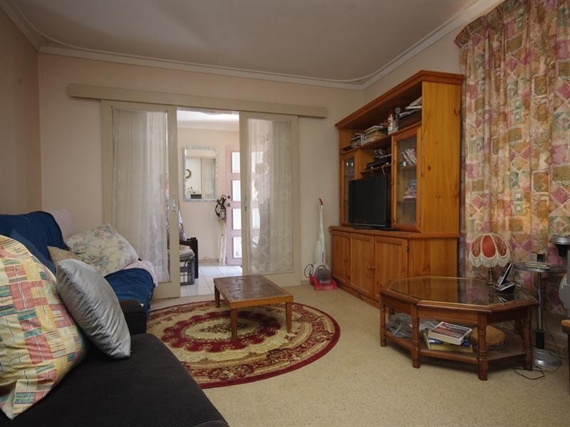 28 Harkins Street (Off Wychcross St), Westminster WA 6061