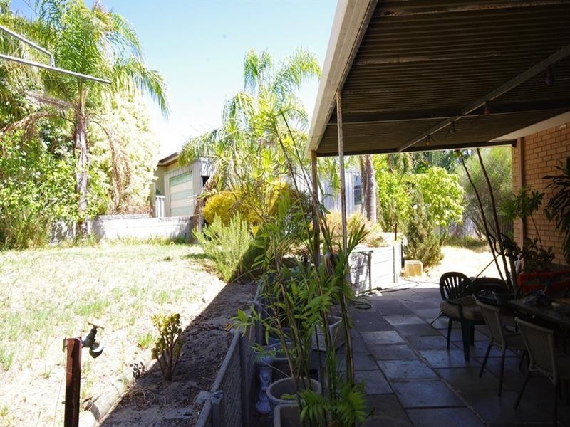 28 Harkins Street (Off Wychcross St), Westminster WA 6061