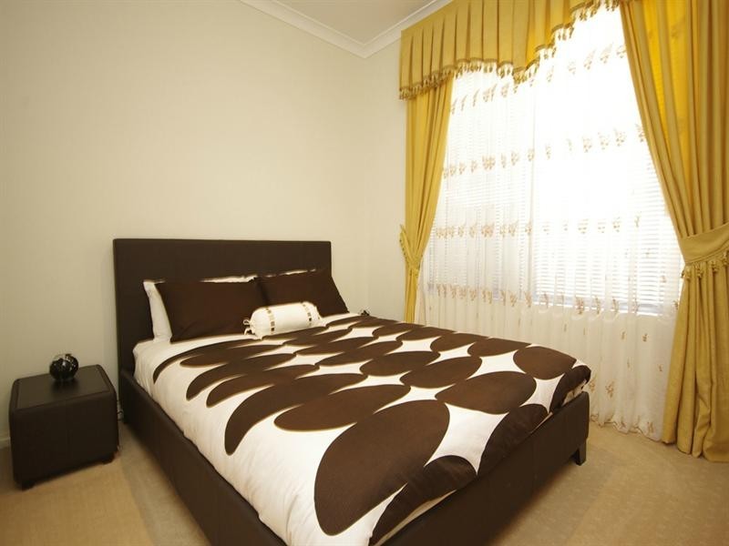 73 Regency Avenue, Madeley WA 6065