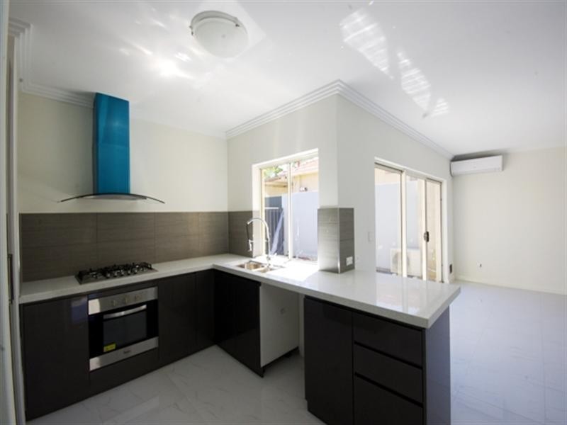 28 Kenwick Way, Balga WA 6061