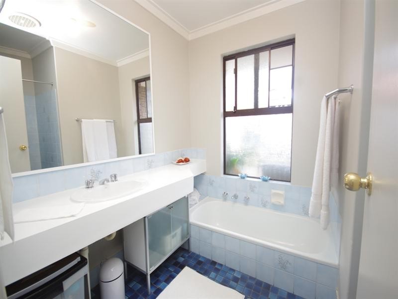 5 Finke Court, Mirrabooka WA 6061