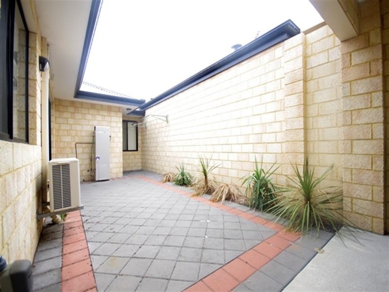 9a Harris Way, Westminster WA 6061