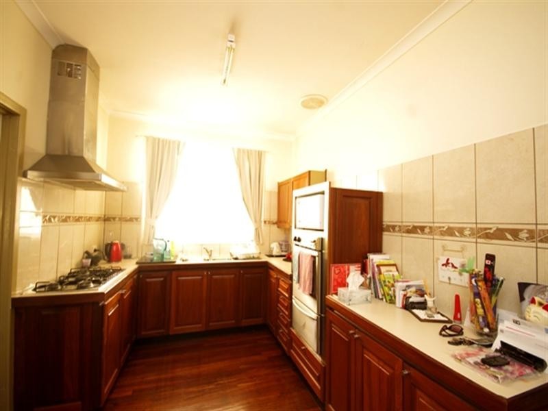 8 Pointer Way, Girrawheen WA 6064