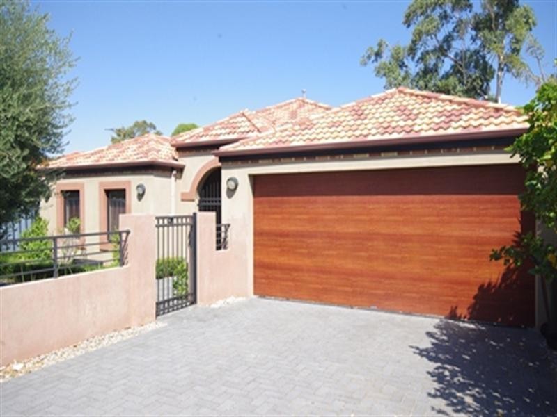 9 Garnett Place, Balga WA 6061