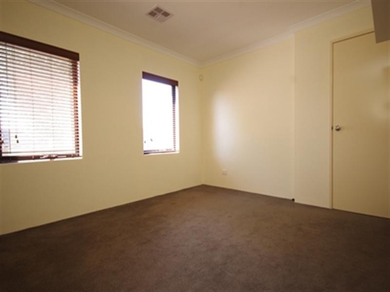 9 Garnett Place, Balga WA 6061