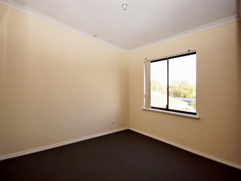 40 Arkana Road, Westminster WA 6061