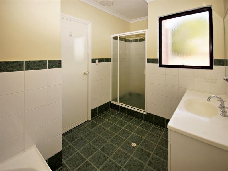 40 Arkana Road, Westminster WA 6061