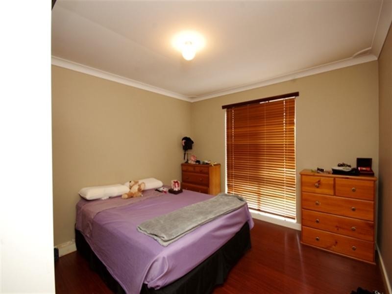 2 Warwick Place, Girrawheen WA 6064