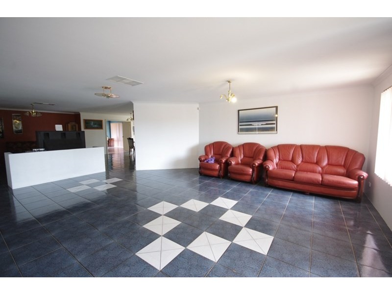 1 Tekapo Lane, Ballajura WA 6066