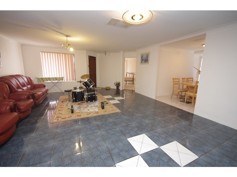 1 Tekapo Lane, Ballajura WA 6066