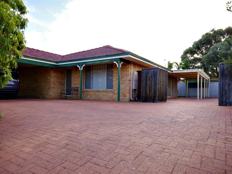 9 Smoke Bush Way, Ellenbrook WA 6069