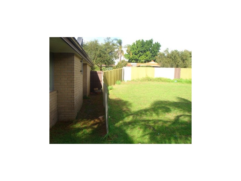 3 Barlee Way, Beechboro WA 6063