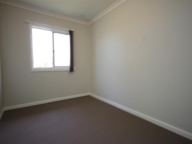 26d Greville Way, Girrawheen WA 6064