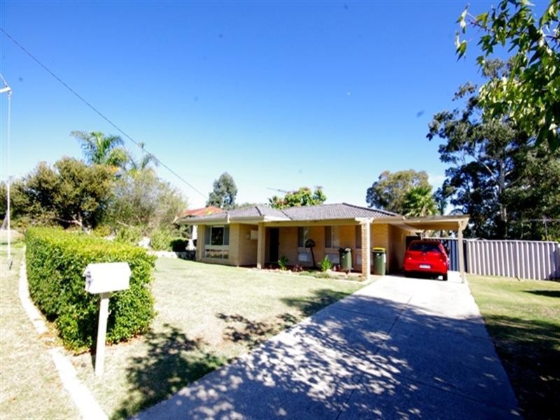 7 Hadleigh Way, Girrawheen WA 6064