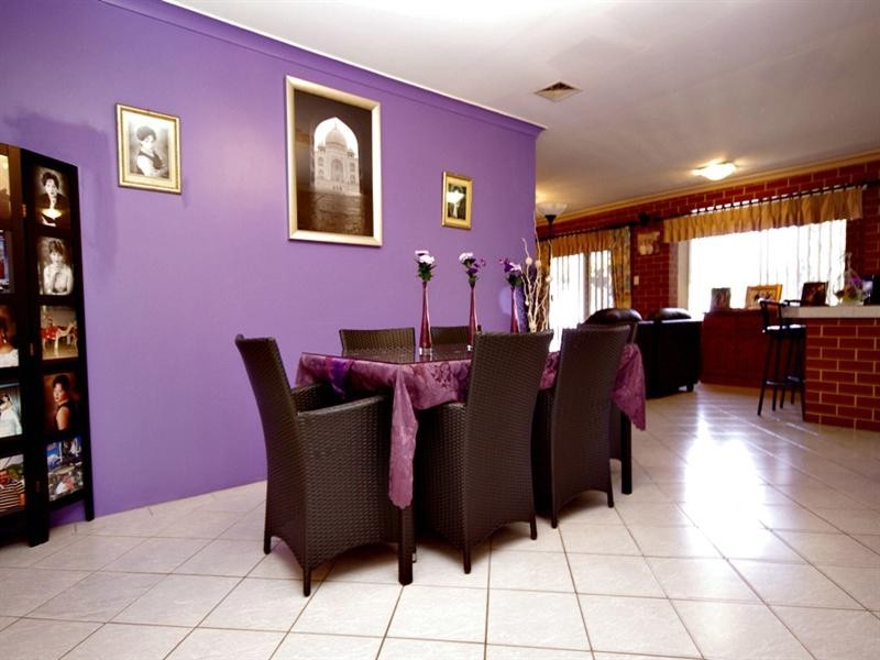 8 Curtin Road, Marangaroo WA 6064