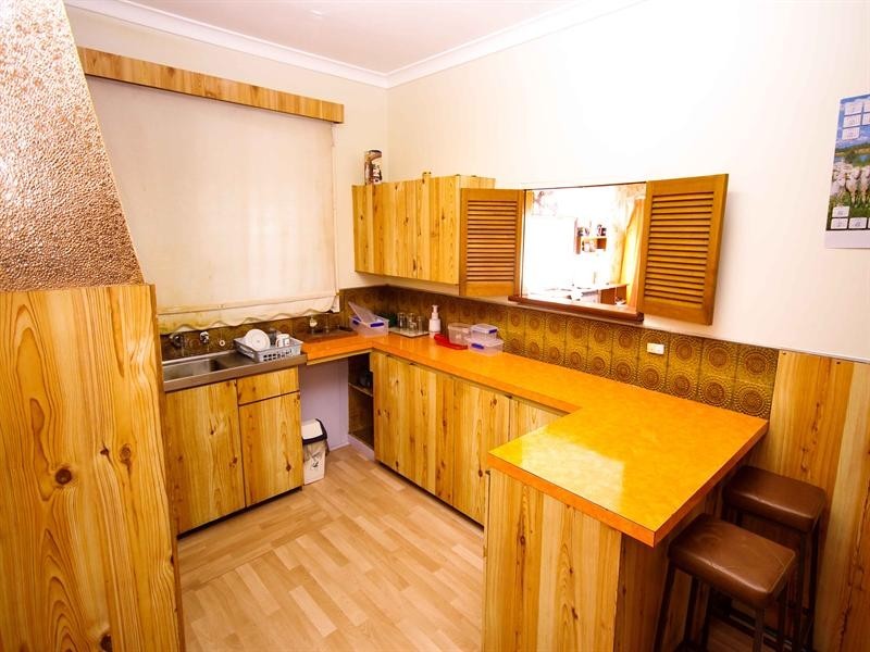 17 Lodesworth Road, Westminster WA 6061