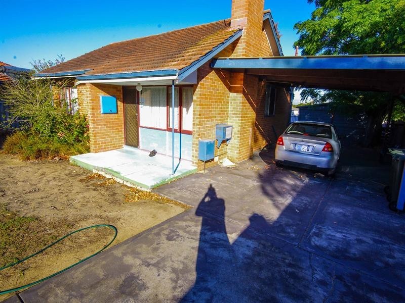 17 Lodesworth Road, Westminster WA 6061