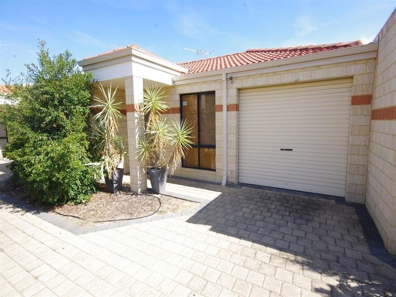 3/15 Deering Street, Westminster WA 6061