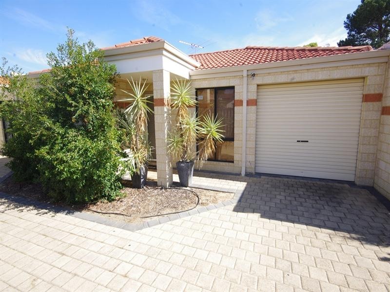 3/15 Deering Street, Westminster WA 6061