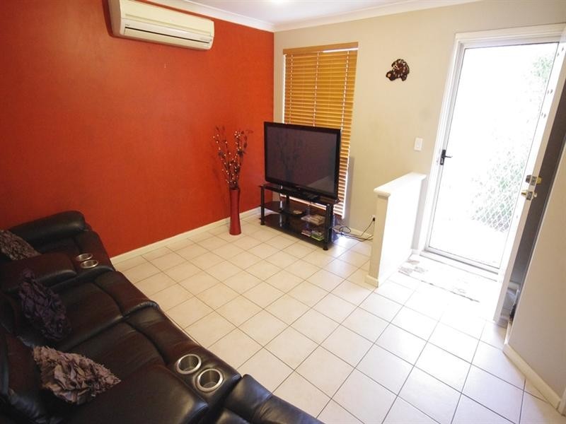 3/15 Deering Street, Westminster WA 6061