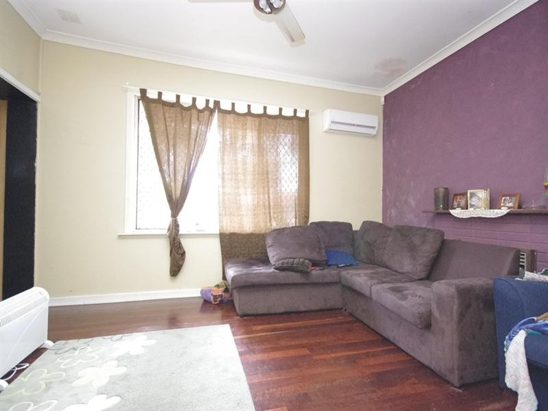 13 Coolham Way, Balga WA 6061