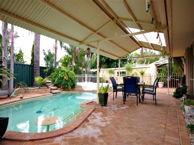 19 Kearney Mews, Marangaroo WA 6064