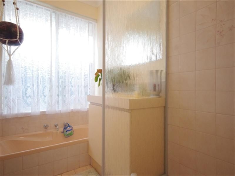 19 Kearney Mews, Marangaroo WA 6064